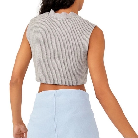 NWT Free People Naomi Ribbed Cropped Micro Vest in Grey - Picture 4 of 8